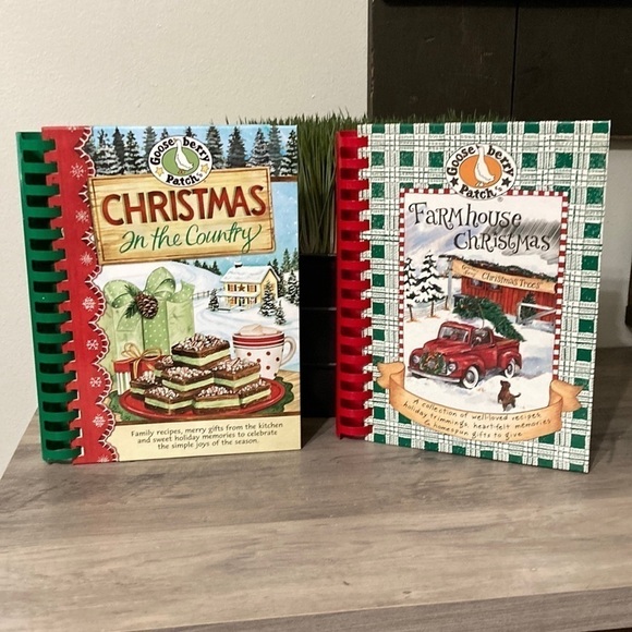 Gooseberry Patch FARMHOUSE CHRISTMAS & CHRISTMAS IN THE COUNTRY COOKBOOKS - Picture 1 of 16